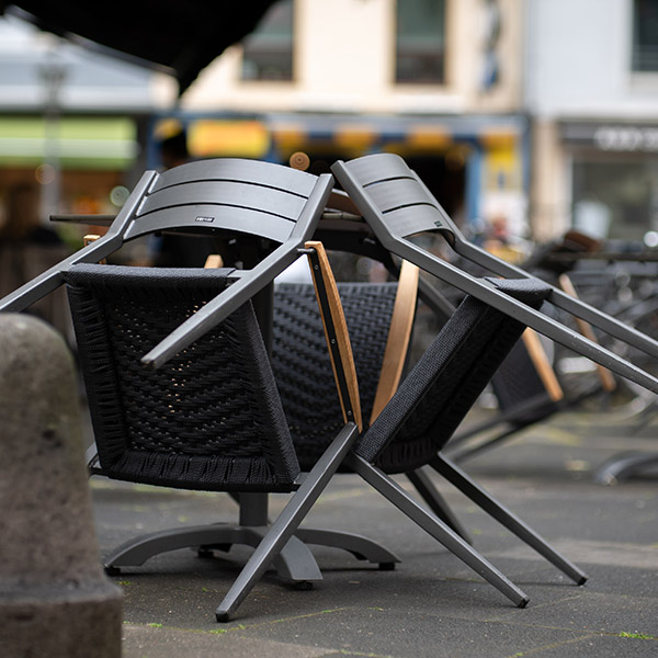 Bogotá returns to strict curfews measures to reduce ICU occupation
