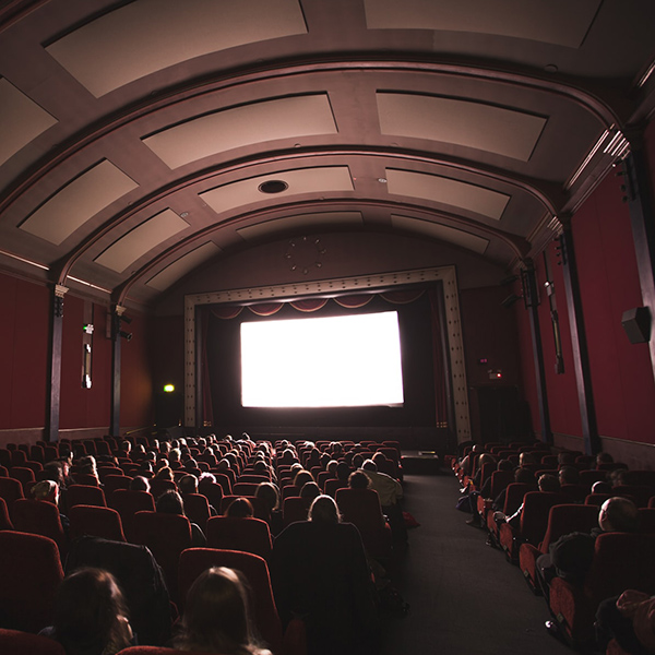 Disposiciones tributarias a servicios audiovisuales, cine y televisión