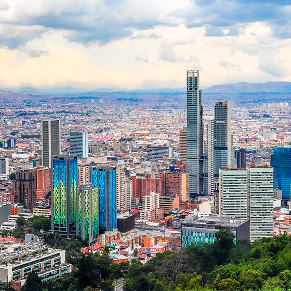 1. JP Morgan projects that the Colombian economy will grow 9% in 2021 and 4% in 2022.