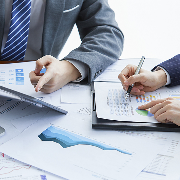 Participación de corredores en licitaciones de seguros
