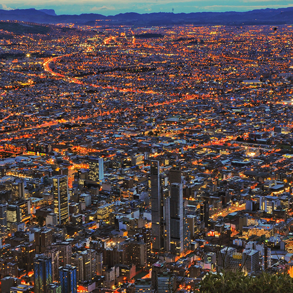 Bogotá hacia la reapertura de sus actividades al 100% con la certificación de vacunación