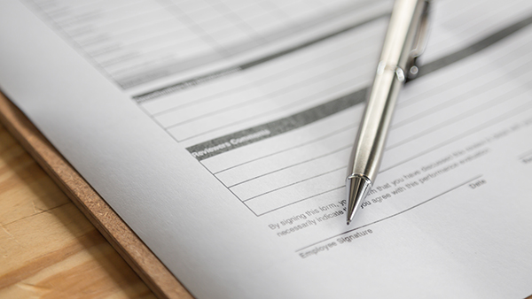 Learn about the law that restores regular response times to Right of Petition (“Derechos de petición”)