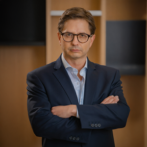 Sebastián Lora Burman